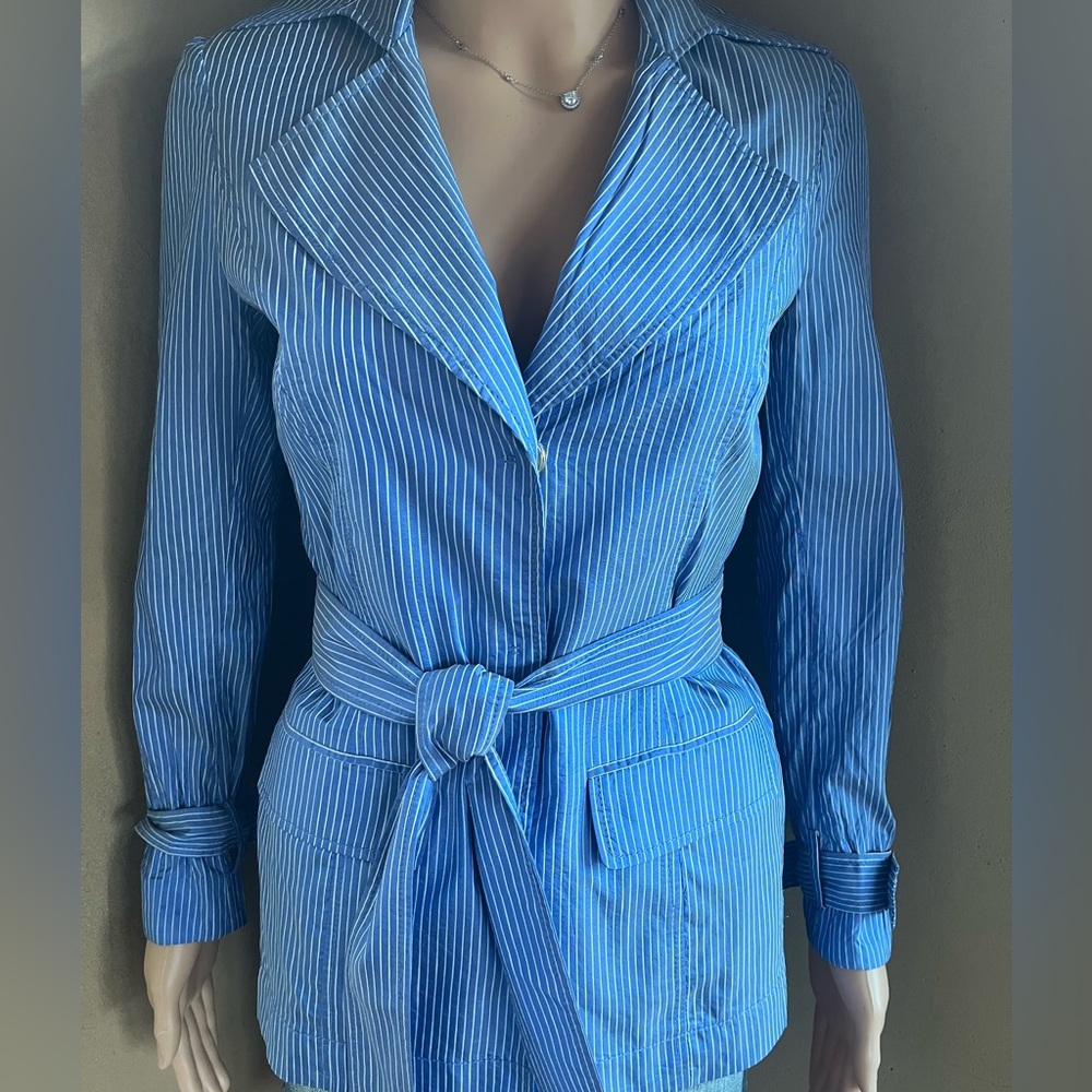 Silk snap front shirt or blazer